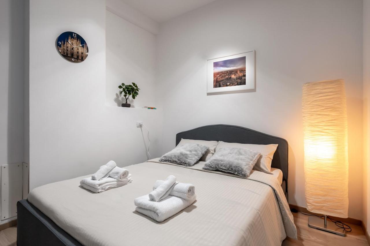 Suite 1,2 Porta Milano Centro Parking Free Luaran gambar