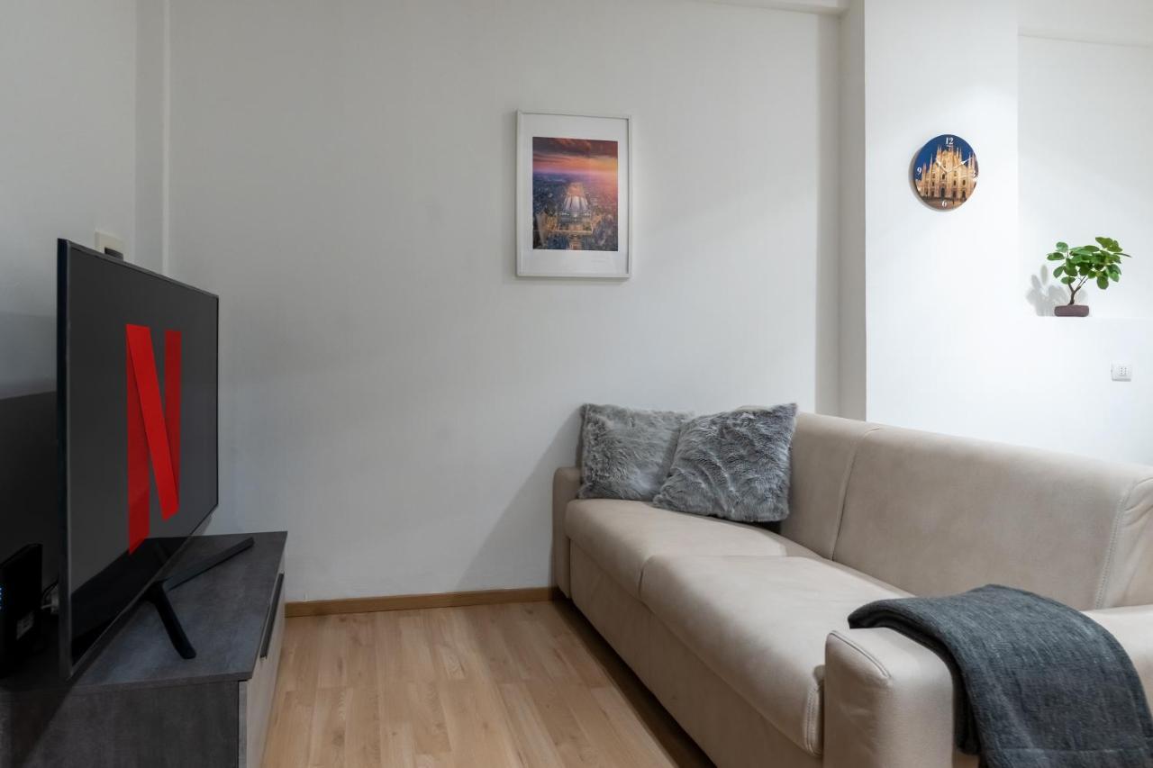 Suite 1,2 Porta Milano Centro Parking Free Luaran gambar