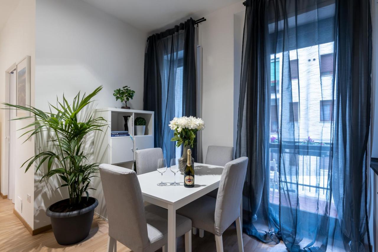 Suite 1,2 Porta Milano Centro Parking Free Luaran gambar