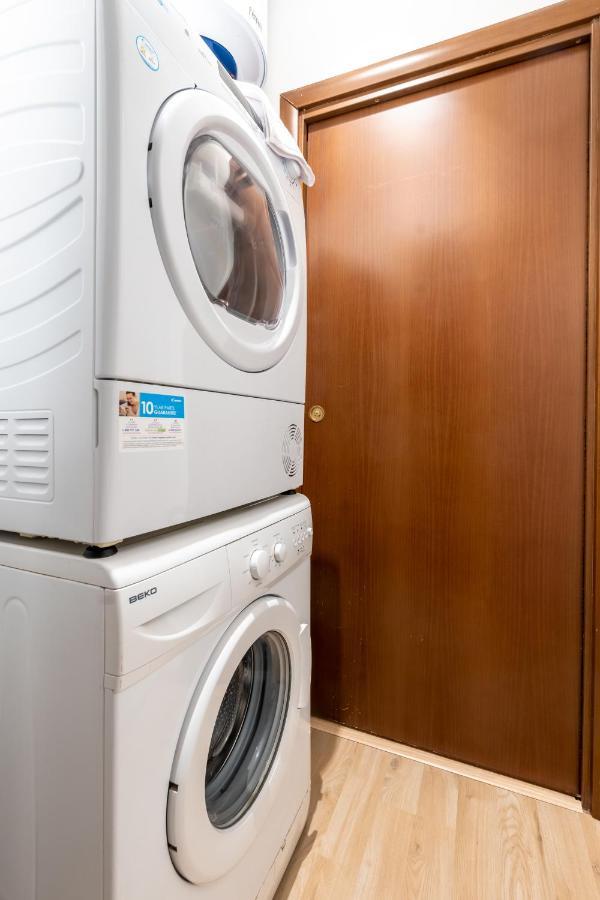 Suite 1,2 Porta Milano Centro Parking Free Luaran gambar